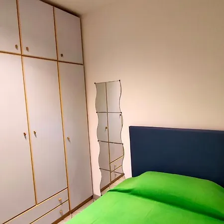 Apartamento Trilocale Cod 472 Con Giardino Marcelli