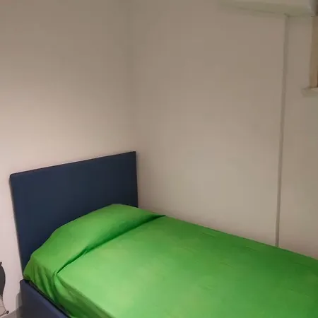 Apartamento Trilocale Cod 472 Con Giardino *