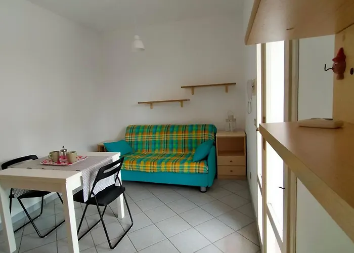 Apartamento Trilocale Cod 472 Con Giardino Marcelli