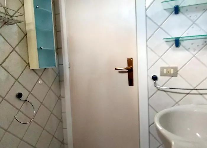 Apartamento Trilocale Cod 472 Con Giardino